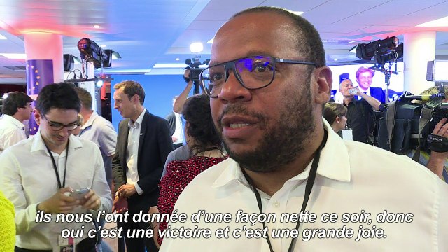 Législatives: la joie des militants au QG de REM à Paris