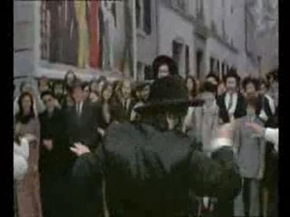 "Rabbi Jacob elle va danser !"