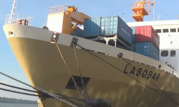 Tersedia Bus Gratis Bagi Pemudik di Pelabuhan Tanjung Perak