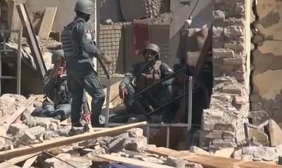 5 Bom Bunuh Diri Meledak di Markas Polisi Afganistan
