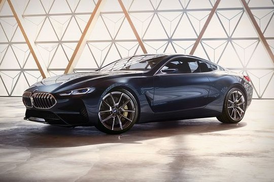 2018 BMW 8 Series Coupe Concept vs Lexus LC 500 Test Drive Interiors