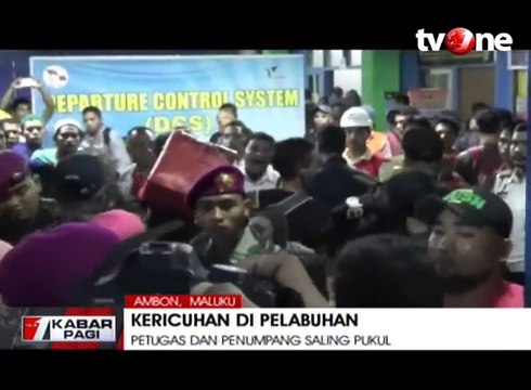 Petugas dan Penumpang Saling Pukul di Pelabuhan Yos Sudarso