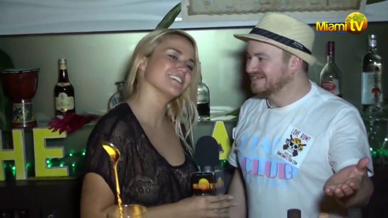 Miami Rum Renaissance Festival Crazy Barmen! Miami TV Jenny Scordamaglia - video Dailymotion