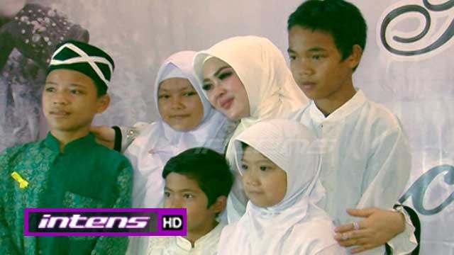 Acara Bakti Sosial Syahrini Bersama Anak Yatim - Intens 19 Juni 2017