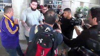 125.Neymar Causes Chaos In L.A., Is Asked About Ex-Agent