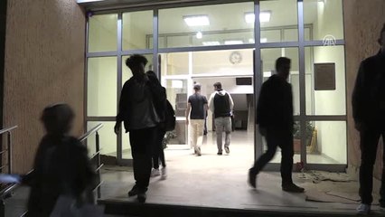 Yaz Okulu Için Geceden Sıraya Girdiler