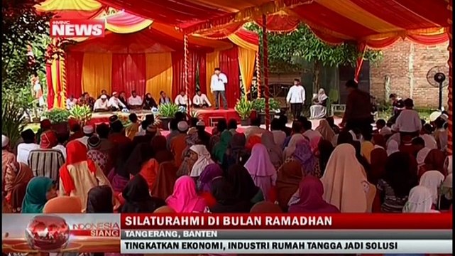 Hary Tanoe Berbagi Pengalaman Kewirausahaan kepada Santri dan Warga Desa Taban