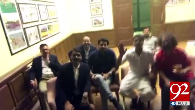 DG-ISPR Asif Ghafoor Celebrate Pakistan's Victory