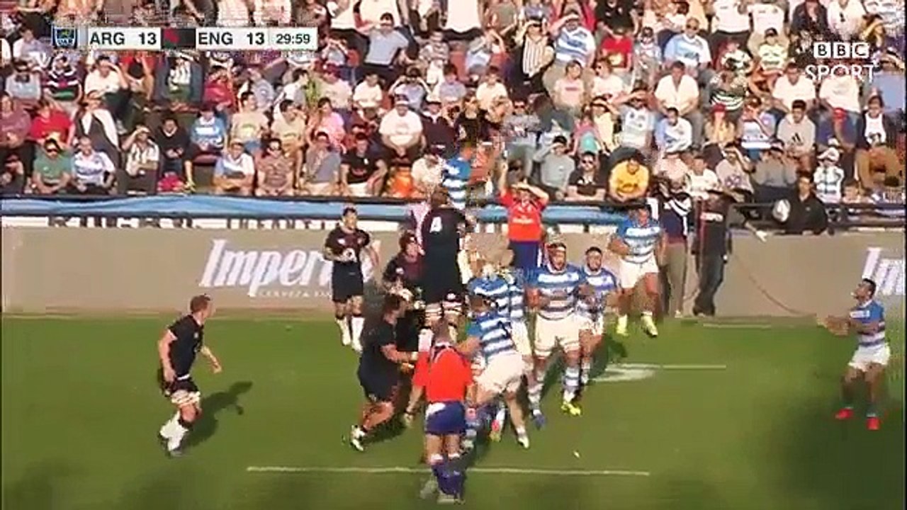 Mike Brown montre qu'il est courageux face aux Pumas