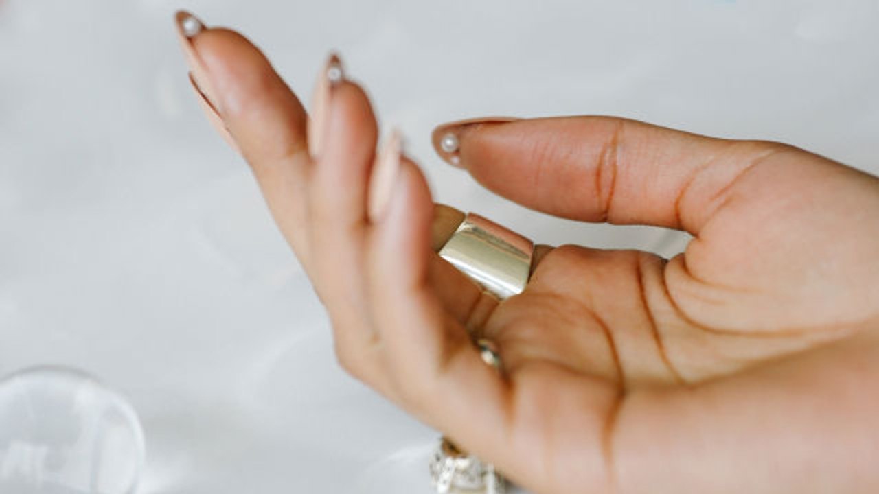 How to Do Hidden-Pearl Nails