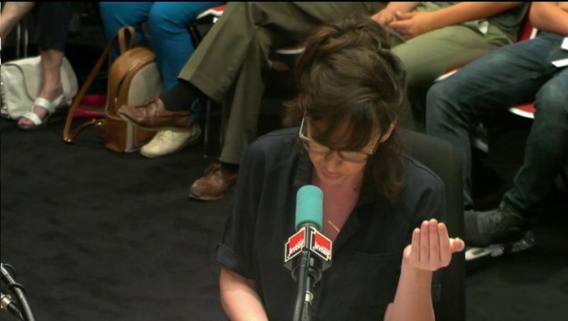 L'ascenseur, mascotte de l'immeuble - La Drôle D'Humeur De Nora Hamzawi