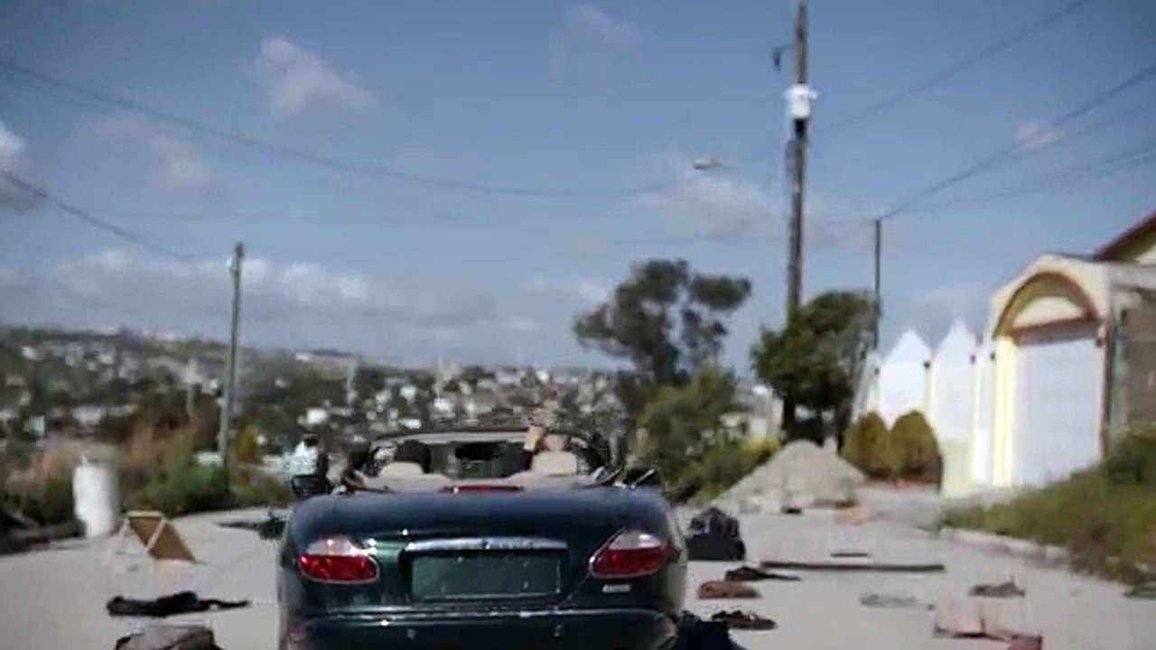 Fear The Walking Dead Saison 3 (Bande-annonce épisode 5 - Burning in Water, Drowning in Flame - VOSTFR)