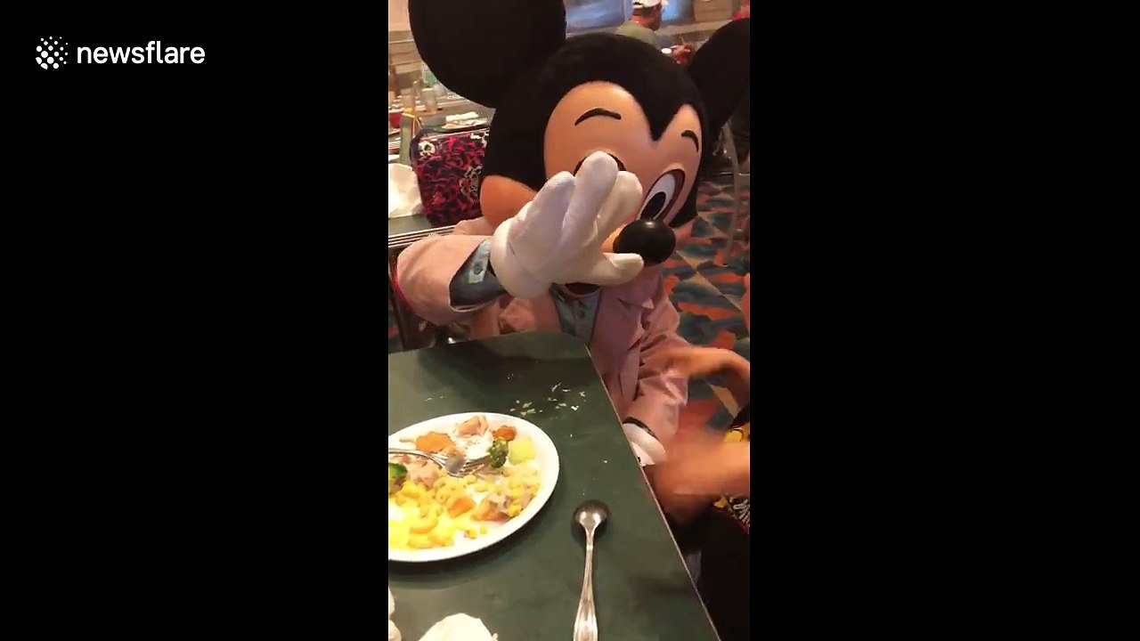 Mickey Mouse surprises deaf boy with sign language