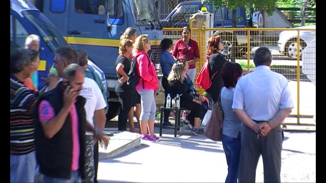 Κατάληψη από τους συμβασιούχους του δήμου Λαμιέων