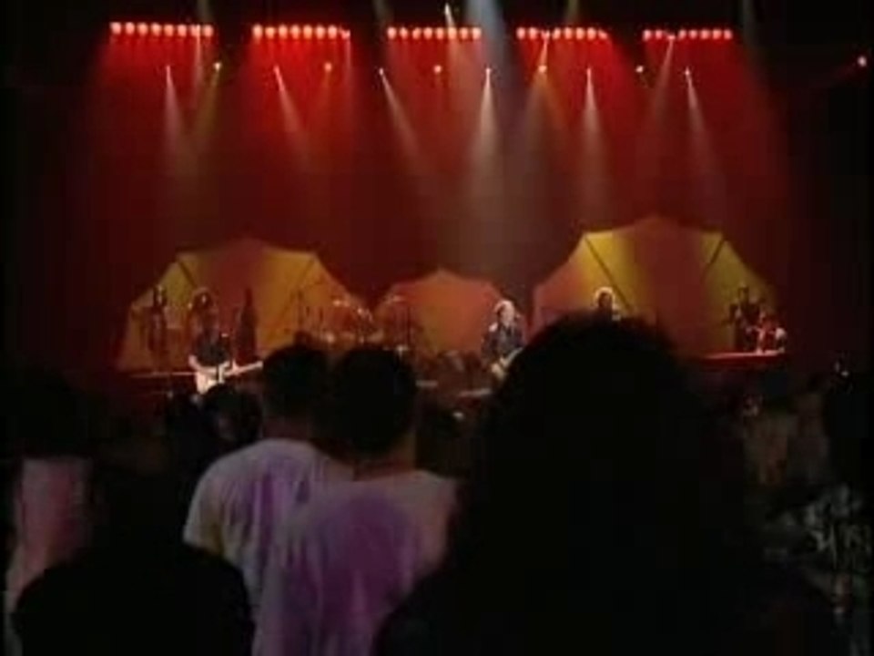 Sting - Every Little Thing She Does Is Magic (Live)