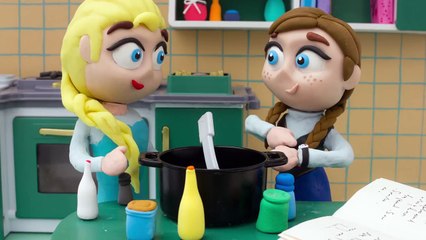 Frozen Elsa Baby and Spiderbaby Play with colors  Frozen Play Doh Cartoon Stop Motion