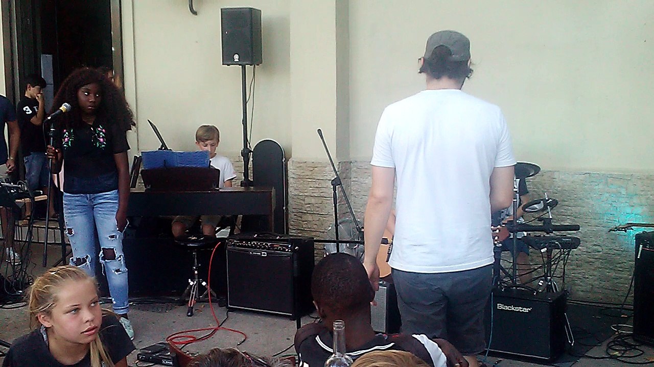 Mathieu à la batterie - Cendrillon (Téléphone)