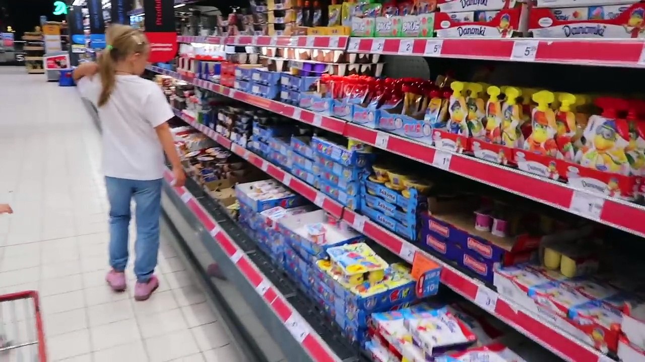 Беременная Мама дала Челлендж Квест в Магазине Угадай Продукты Николь и Алиса Challenge Pr
