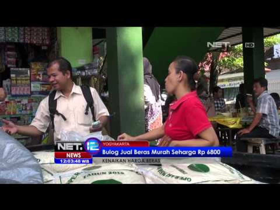 Tekan harga, Bulog operasi pasar murah di Surabaya - NET12