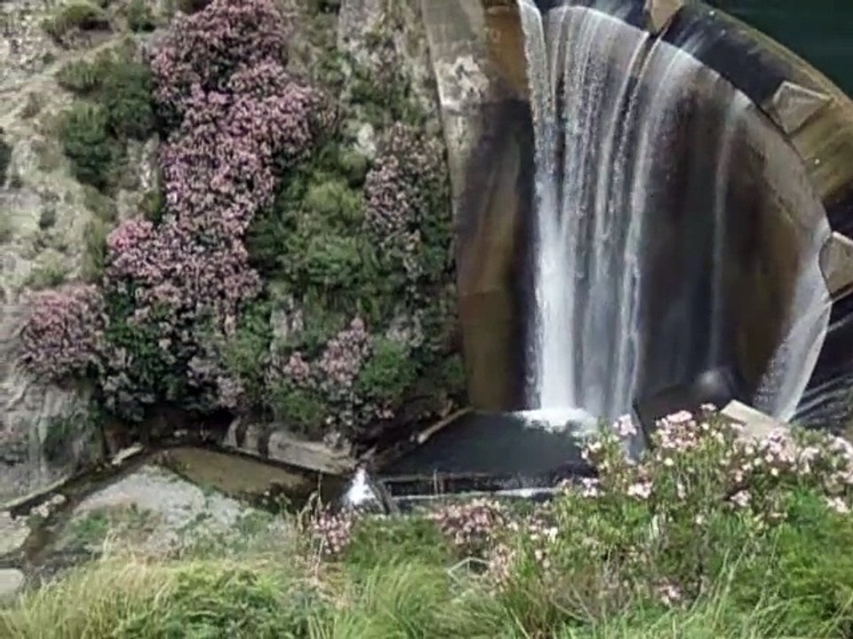 إغزر أوفتيس في درقينة - Barrage ghzer Ouftis