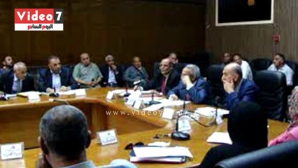 محافظ شمال سيناء يشكل لجنة لمتابعة تنفيذ المشروعات القومية والخدمية