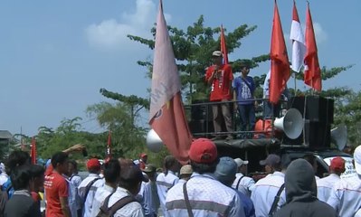 1.200 Sopir Tangki Pertamina Mogok Kerja