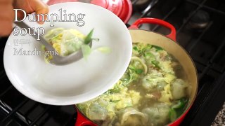 Dumpling soup (Mandu-guk  만두국)