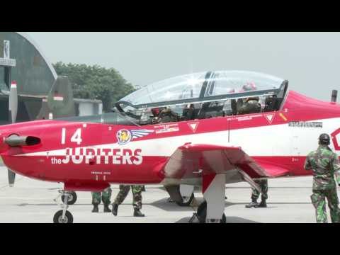 Tim Jupiter Aerobatik Ditarik Pulang - NET16