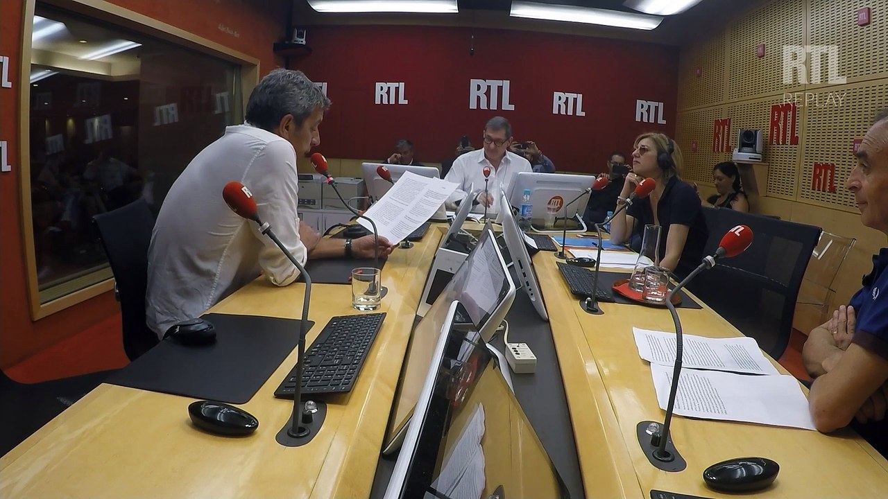 "Tous les discours anti-vaccins me sont insupportables", tonne Michel Cymès