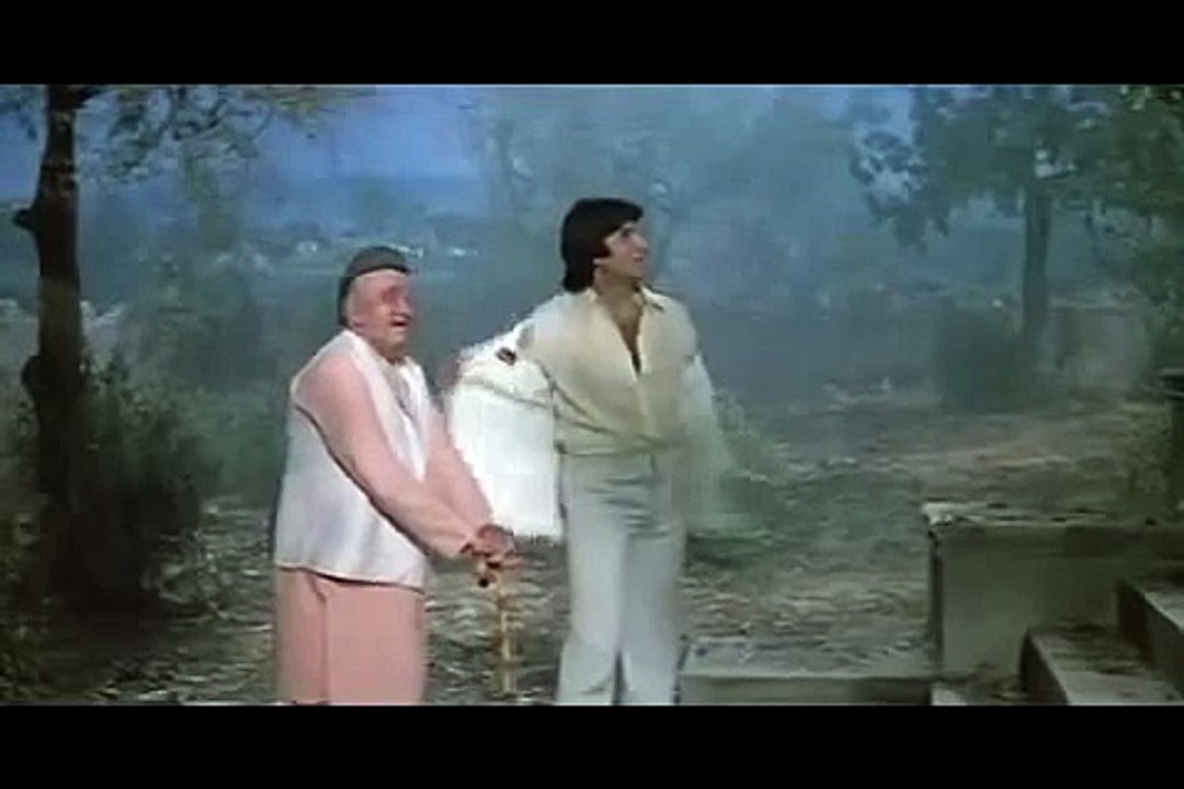 Aaj itni bhi mayassar nahin maikhane mein.... jitni hum chodd diya karte the paimaane mein..Sharaabi