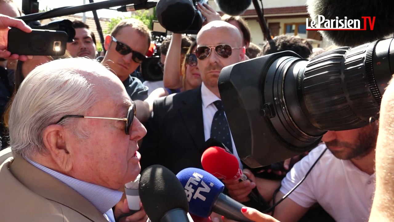 Jean-Marie Le Pen refoulé à l'entrée du siège du FN