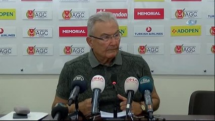 Deniz Baykal,"İktidar Adalet Yürüyüşünü, Mera,zeytin ve Kıdem Tazminatı Anlayışı Gibi...