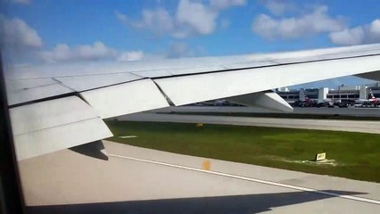 Smooth take off from Miami airport American Airline 7