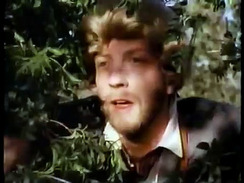 İlk Arkadaş - Fragman