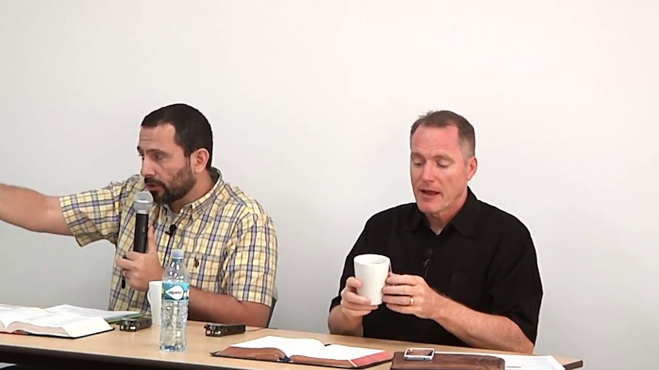 No murmures contra tu hermano