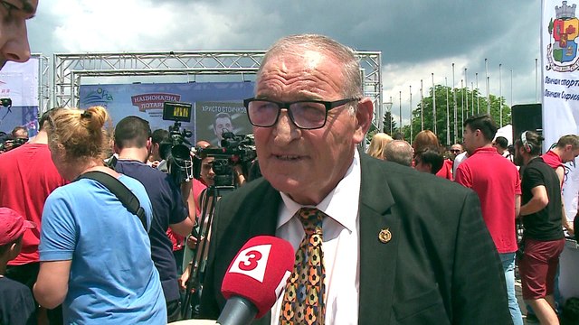 Пенев: Много книги трябва да се напишат за Стоичков