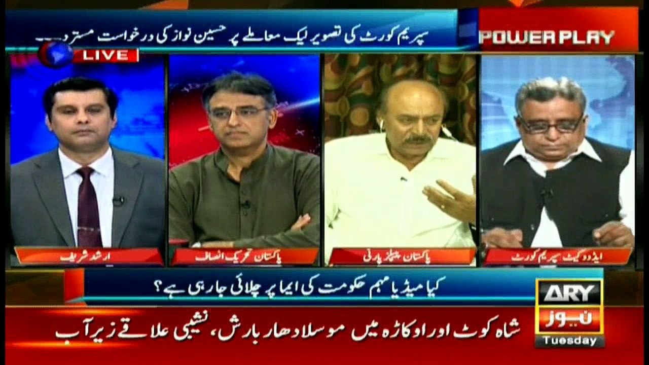 Khuhro says Nawaz should not present himself before a JIT as PM