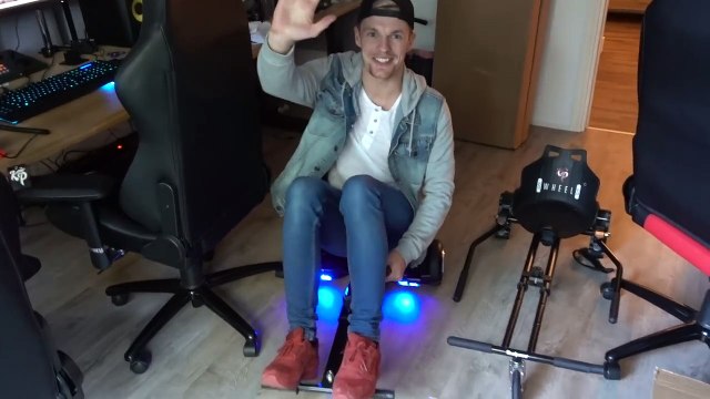 GEVALLEN MET HOVERBOARD! ENZOKNOL VLOG #1409