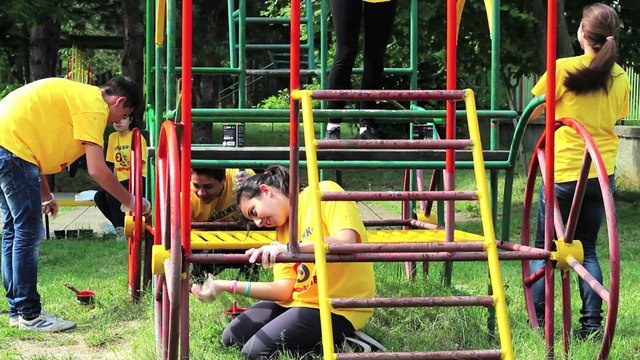 Младежкото доброволчество - Една технология на доброто