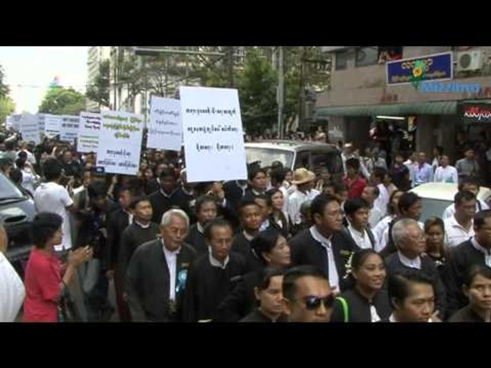 Lawyers protest against privatization of heritage buildings