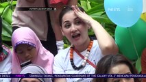 Mona Ratuliu dan Suami Sediakan Waktu Curhat untuk Sang Anak