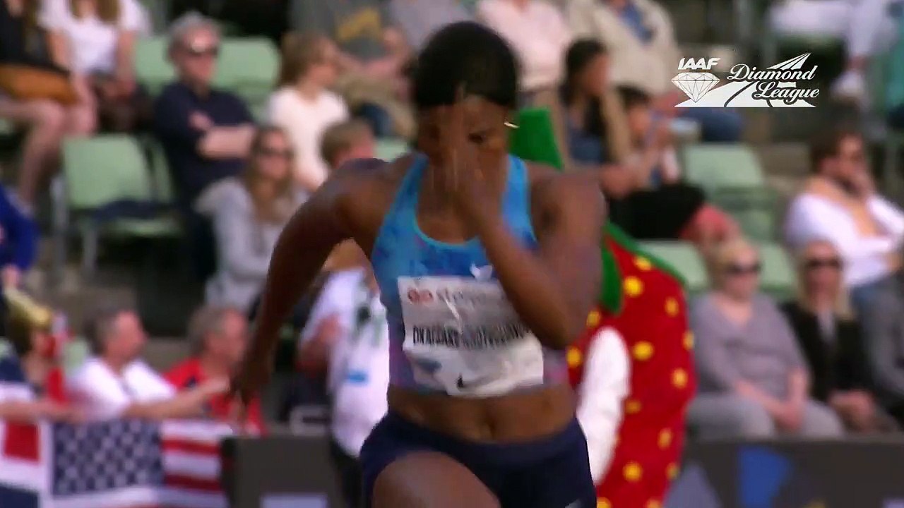 Quand l'athlète Blessing Okagbare perd sa perruque pendant son saut en longueur