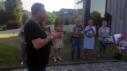 Manifestation ASBL Wolf Eyes - Mort du labrador Bruni