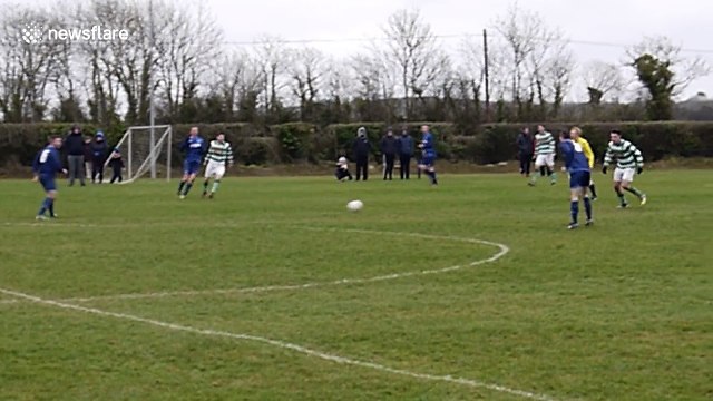 Non league footballer scores screamer into the top corner