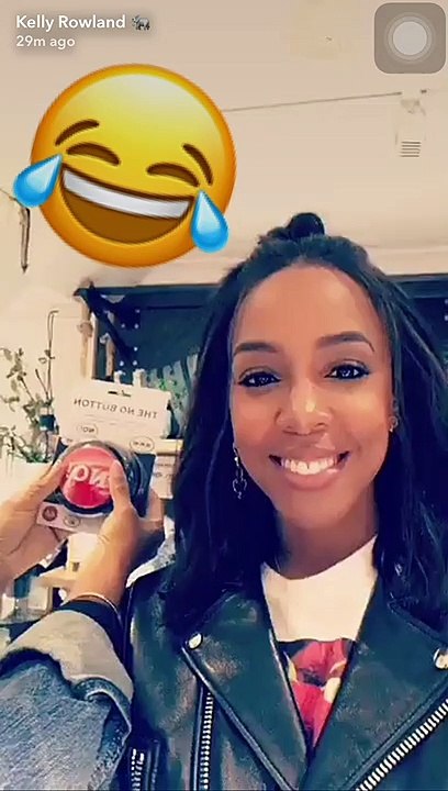Kelly Says "No, No. No" to Beyonce's Baby Questions!