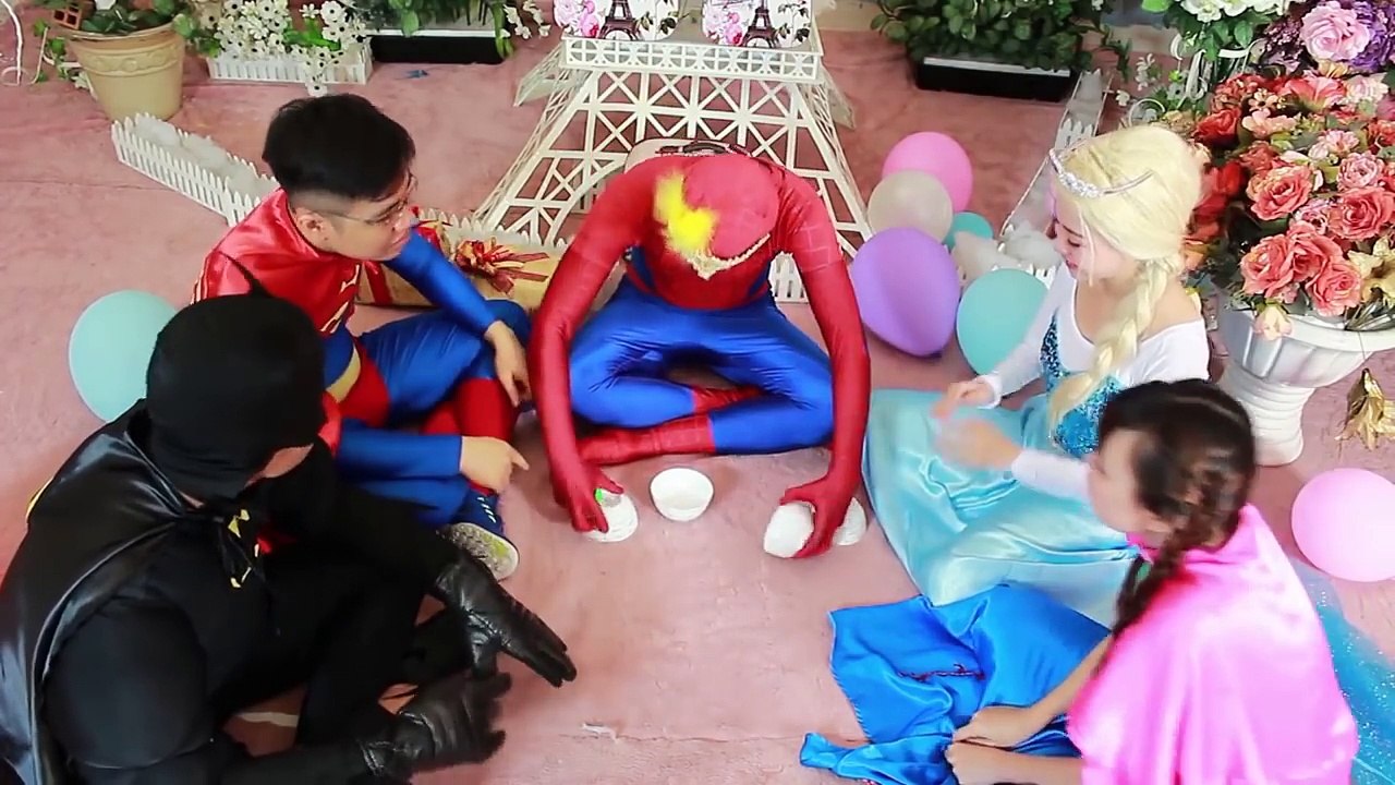 Spiderman McDONALDS DRIVE THRU Prank! w Frozen Elsa Joker Hulk Movie Kids Toys in Real Life #21