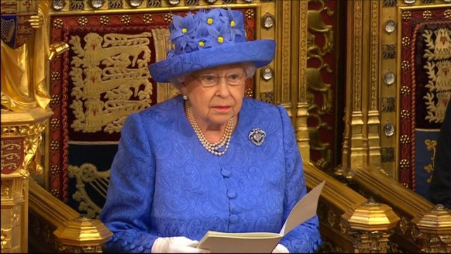 Queen Elizabeth says Brexit deal is government's top priority in speech to parliament