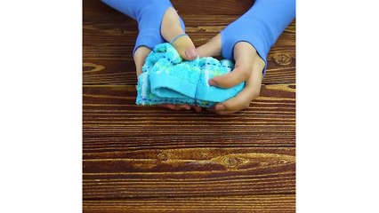 22 LIFE-SAVING CAMPING HACKS