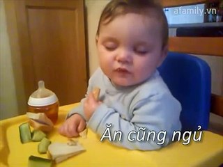 cười vỡ bụng với những kiểu ngủ của bé