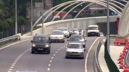 Karşıya Geçmek İçin Tüneli Kullandılar, Binlerce Lira Ceza Yediler